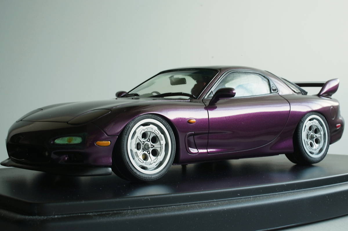 フジミ 1/24 RX-7 FD3S 後期型純正リアウイング_タミヤの1/24のキットに取り付けた参考画像