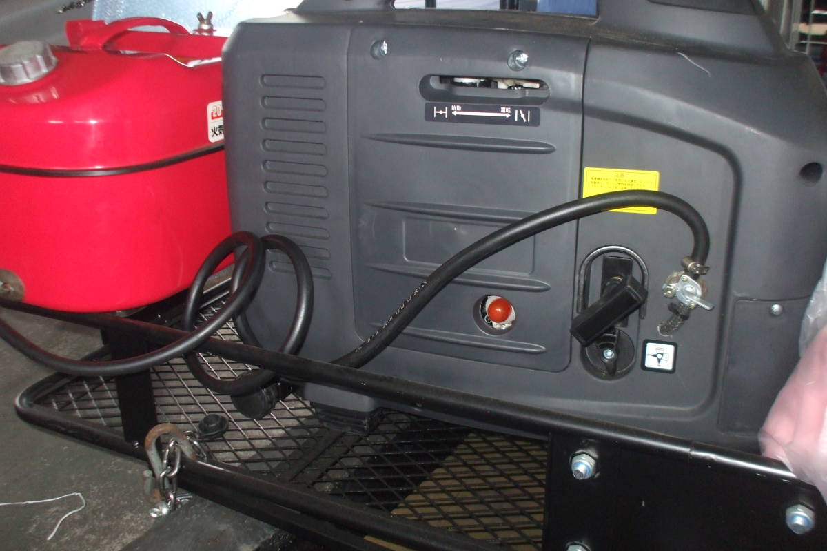 2.6kVA インバーター 発電機 セルモーター付きガソリン エンジン 100V 簡易動作確認の画像6