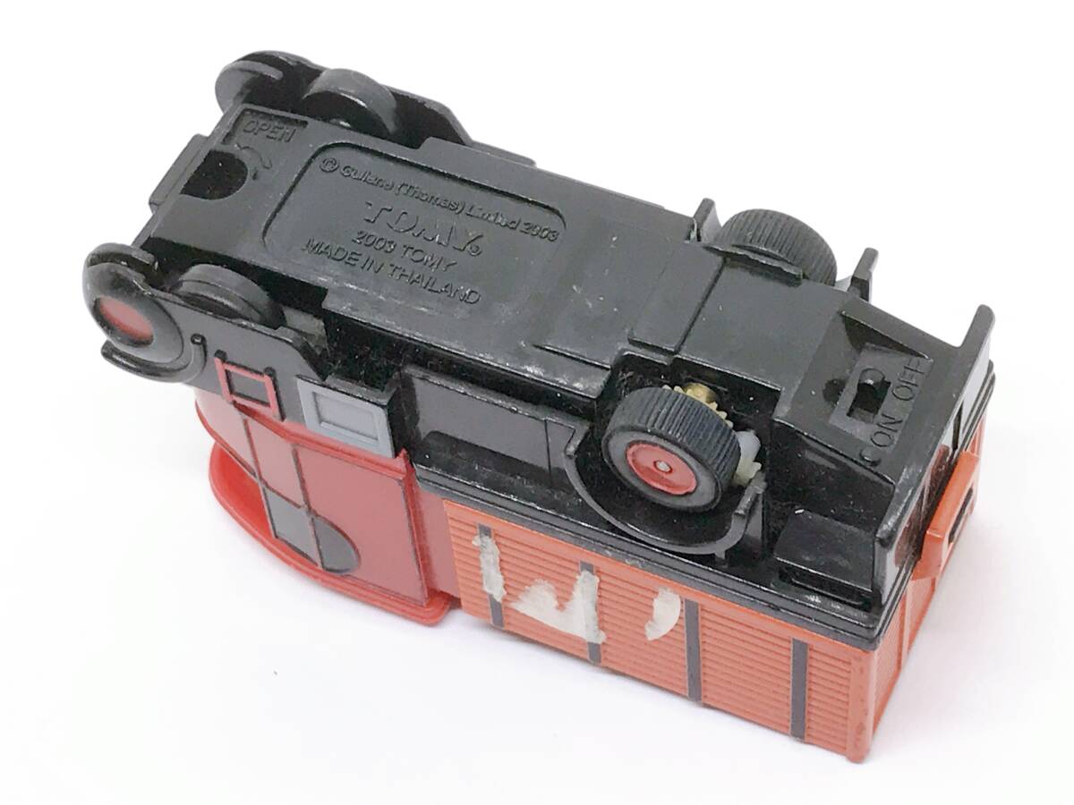 つ14★TOMY/トミー　モータートミカ　ミニカー　エリザベス　電動　きかんしゃトーマス　プラレール　プラロード　動作未確認ジャンク扱い_画像3