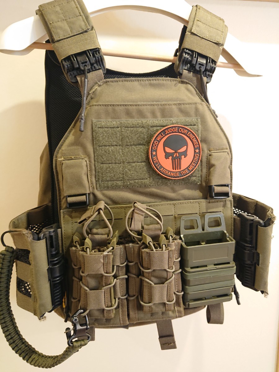 LBX Tactical プレートキャリア Armatus 2 タイプ エマーソン LBX Tactical プレートキャリア Armatus 2 タイプ エマーソン