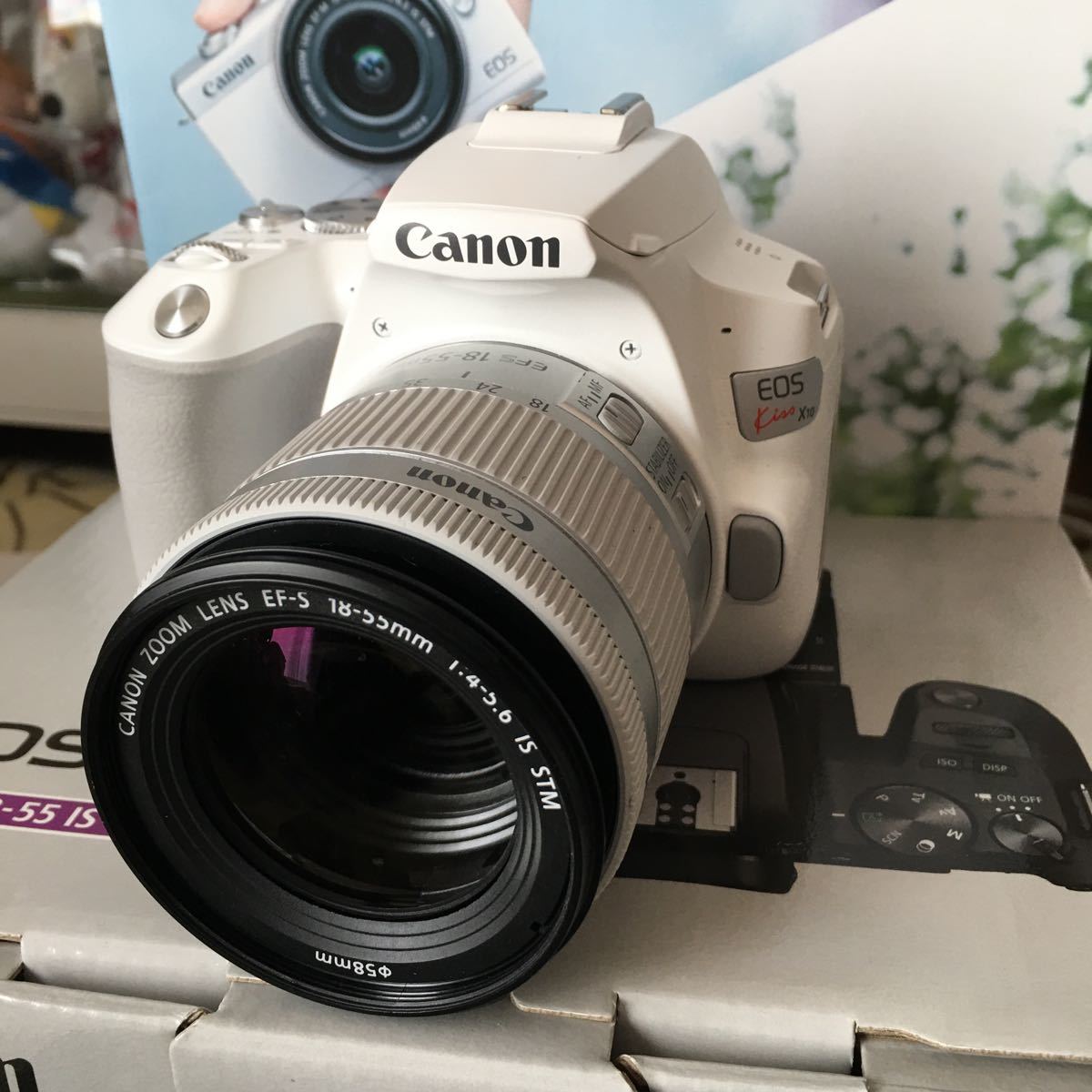 美品Canon EOS Kiss X10 ホワイト_画像1
