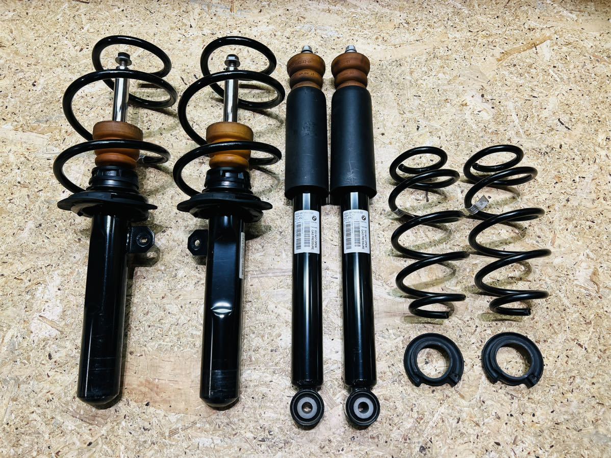 * new car removing goods *BMW MINI F56 Mini Mini Cooper original suspension kit suspension kit shock absorber springs 3131-6852413-08