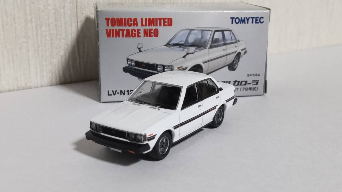 トミカリミテッドヴィンテージNEO 1/64 LV-N134a トヨタ カローラ 1600GT 79年式_画像1