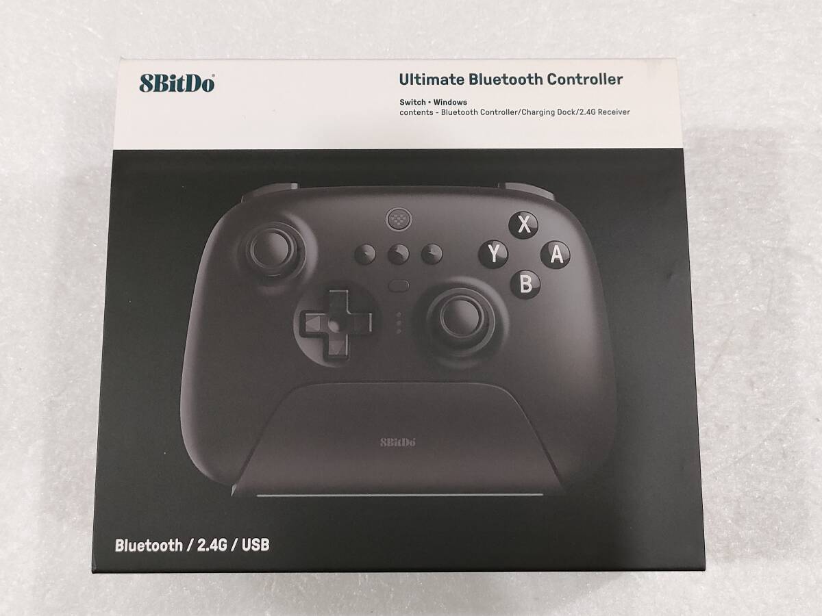 訳アリ品 8BitDo Ultimate Bluetooth コントローラー 2.4Gレシーバー搭載の充電スタンド付属 正規品 美品 ブラック _画像8