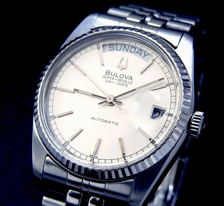 ブローバ BULOVA ラウンド デイト SUPER SEVILLE Day-Date Func Steel Silver Dial メンズ 自動巻き(美品、OH済み ) / 34mm_画像1