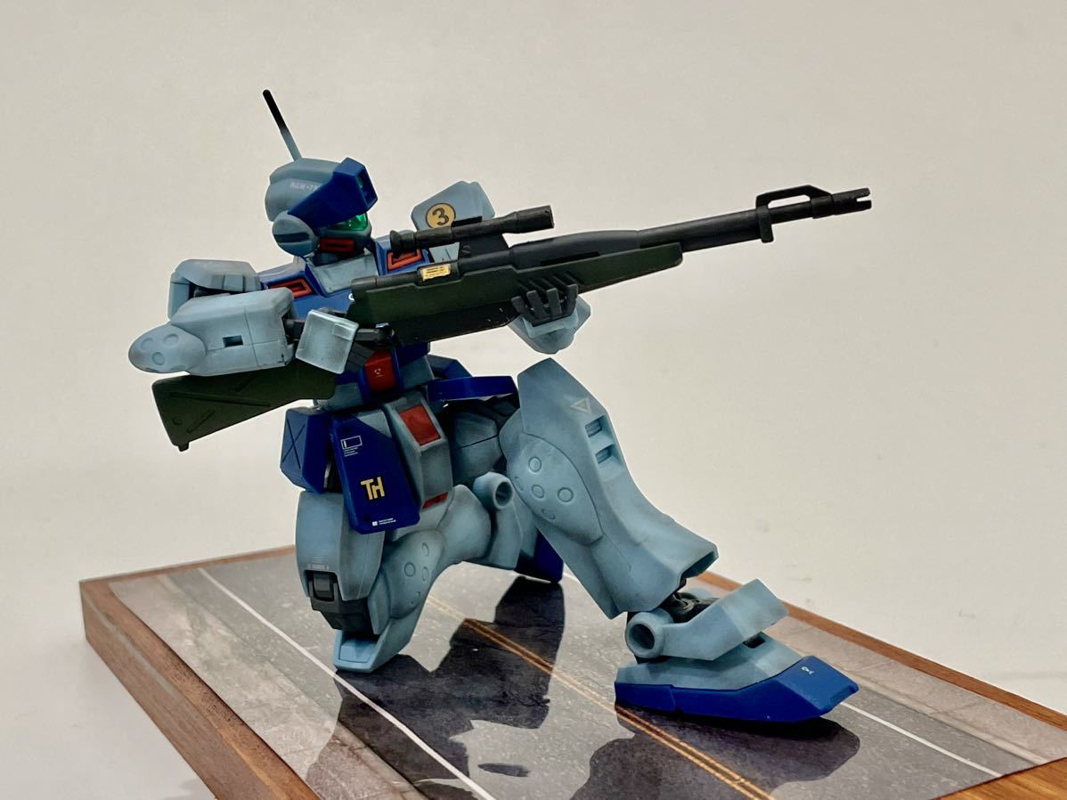 地球連邦宇宙軍　ジムスナイパー2 G-4実験部隊　スカーレット隊 1/144ディスプレイ台付き完成品　ガンプラ_画像3