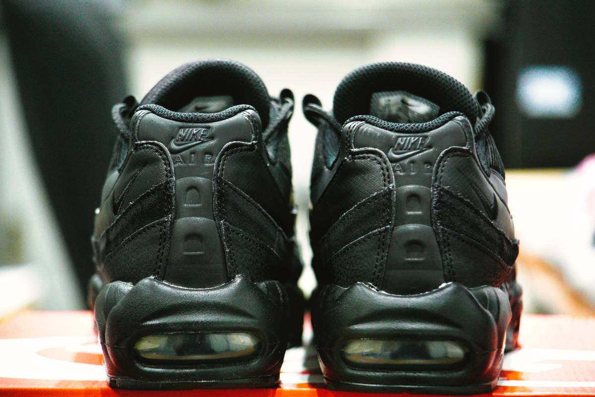 ◎美品◎NIKE AIR MAX95 ESSENTIAL TRIPLE BLACK ナイキ エアマックス95 エッセンシャル トリプルブラック 28cm◎_画像7