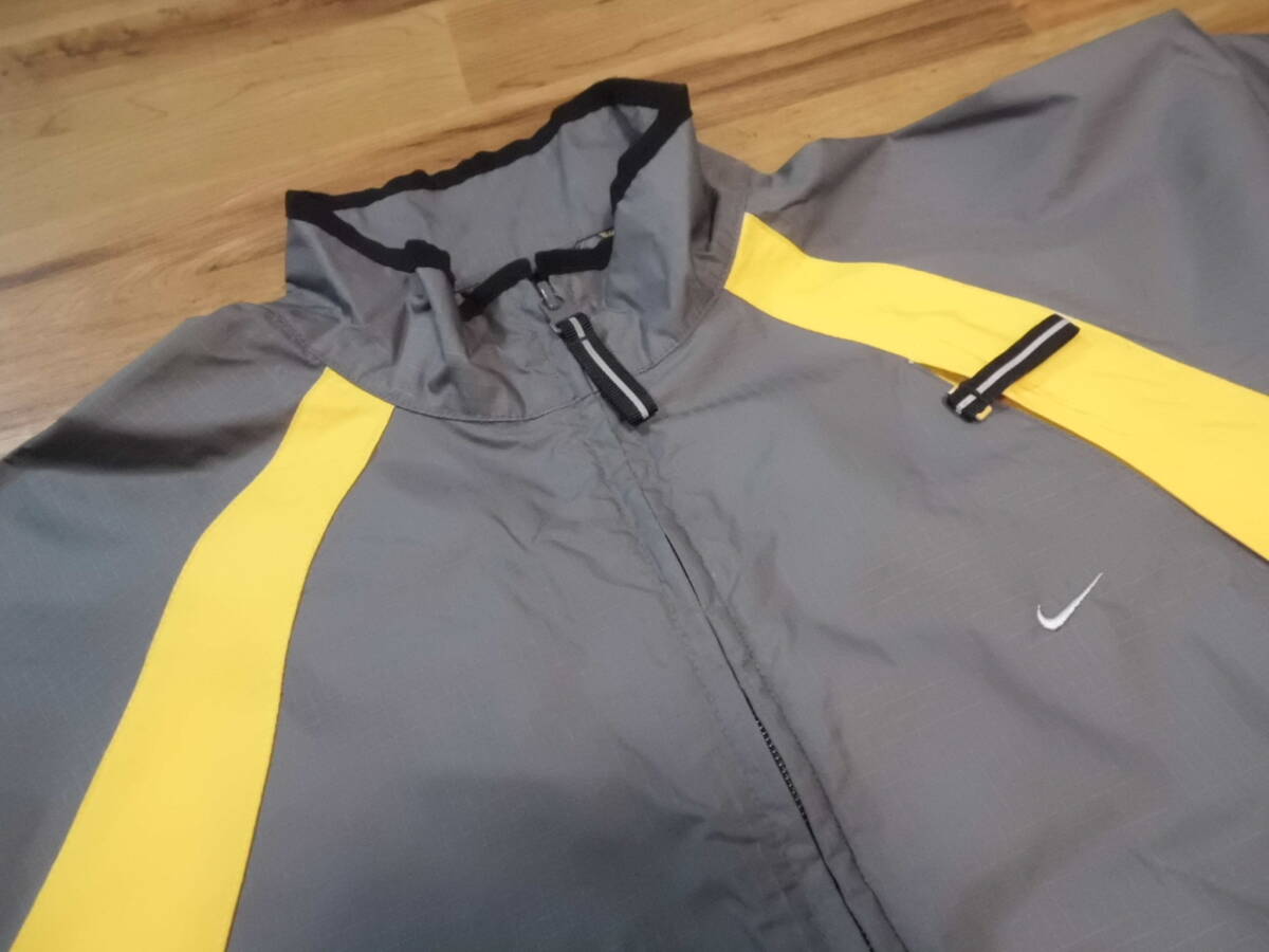 春 ユーズド NIKE ナイキ グレーXイエロー ポリエステル素材 Wファスナー ジャケット レディース L 定形外350円発送 同梱OK_画像2