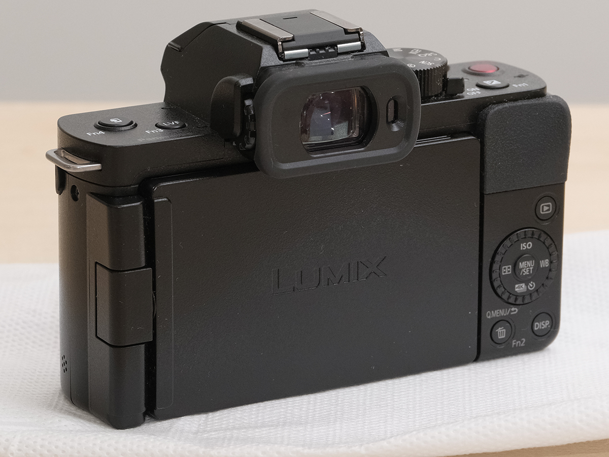 超美品 Panasonic LUMIX DC-G100 ボディのみ 付属品未使用・新品レンズクリーニングキット付き_画像5