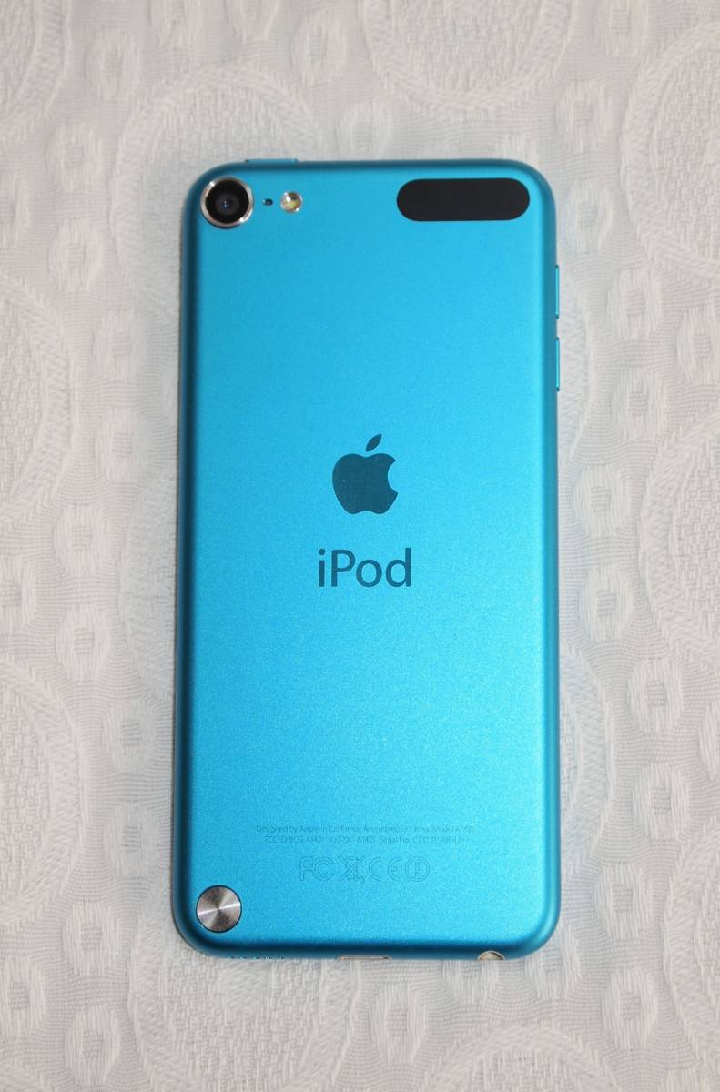 iPod Touch 64GB 第5世代　MD718J/A 　Blue【中古美品】　apple未使用イヤホン付き_画像4