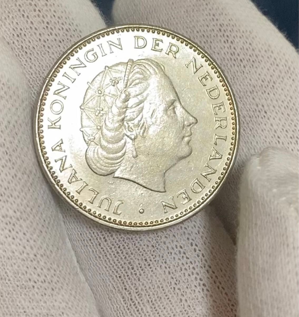 古銭　外国銭　オランダ　2と2分の1ギルダー銀貨　極美品　ユリアナ女王　希少