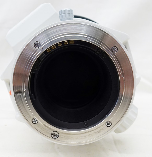 中古品　ミノルタ HIGH SPEED AF APO TELE400mm 1:4.5 ケース付　佐川急便100サイズにて発送いたします_取付時に付いた傷が見受けられます