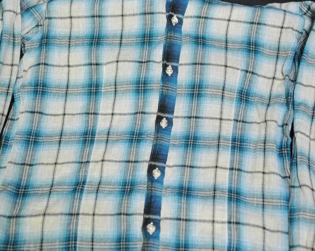 古着●トルネードマート 長袖シャツ ブルー ホワイト チェック M 袖まくり用のストラップあり_画像5