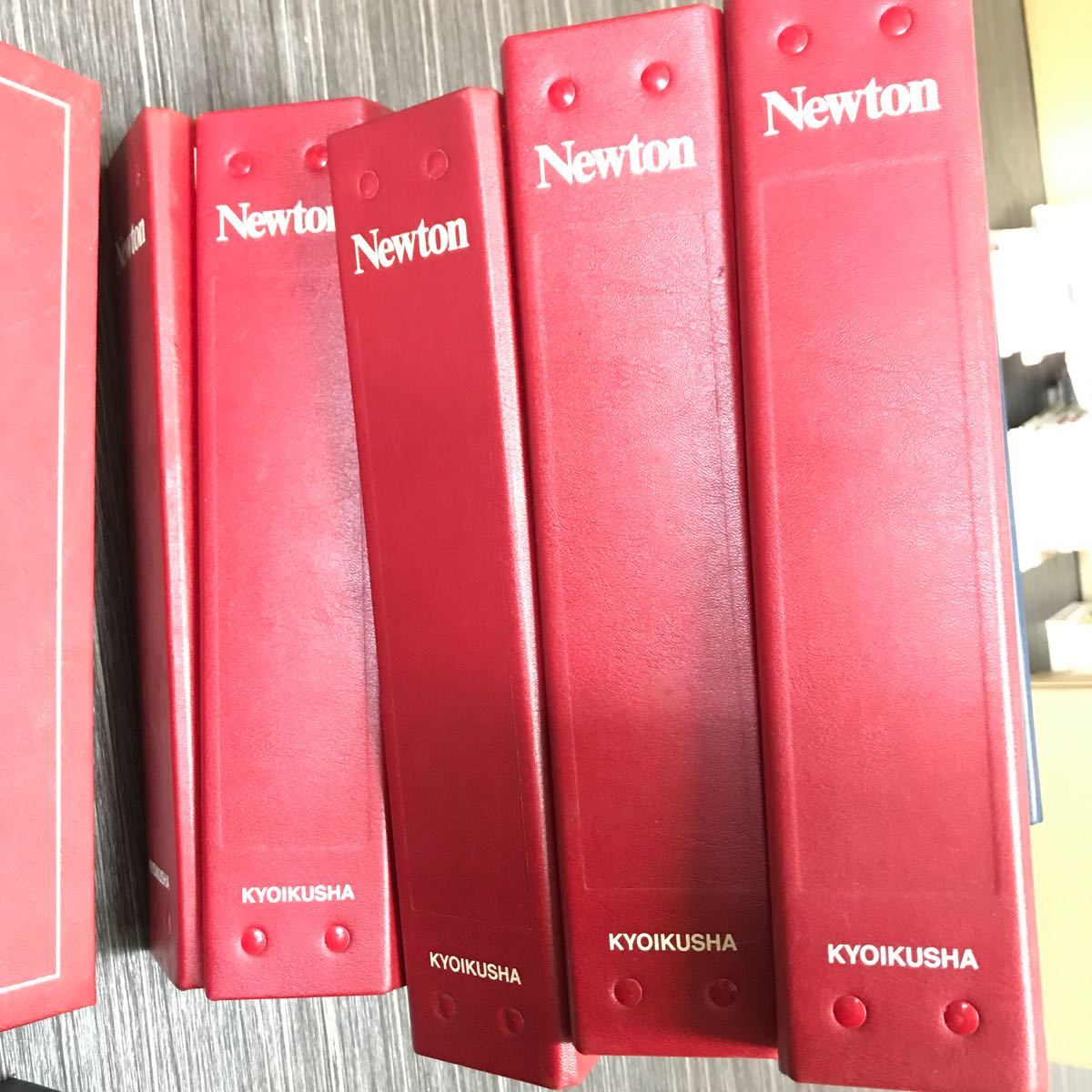 まとめ売り●Newton ニュートン 1981年 創刊号〜1989年 11月 約98冊 セット バインダー入り●科学/雑誌/宇宙/空間/時間/粒子●A3465-15_画像2