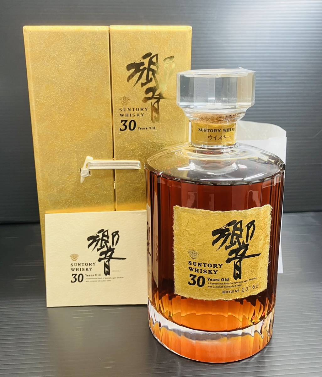 夏366 希少 未開栓 SUNTORY サントリー 響 HIBIKI 30年 観音開き 夏366 希少 未開栓 SUNTORY サントリー 響 HIBIKI 30年 観音開き
