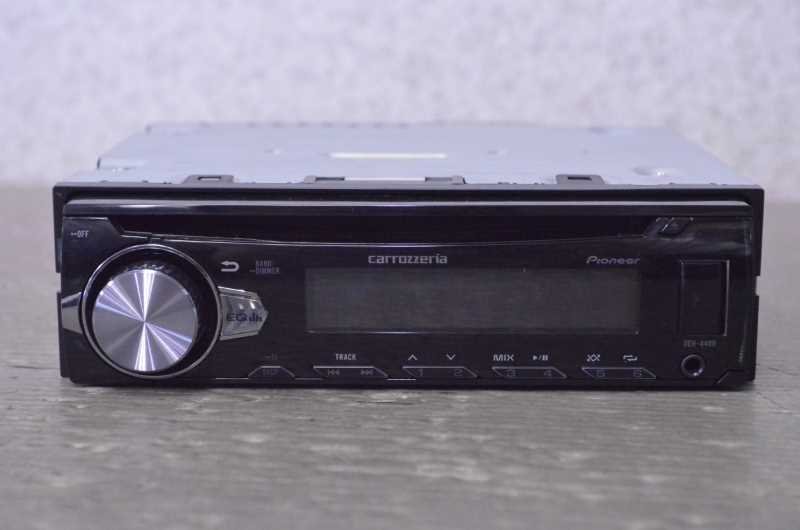 ekワゴン 前期(H82W) 社外 Pioneer パイオニア 破損無 取付OK 動作保証 CDプレーヤー オーディオデッキ CD USB DEH-4400 s010636_画像2