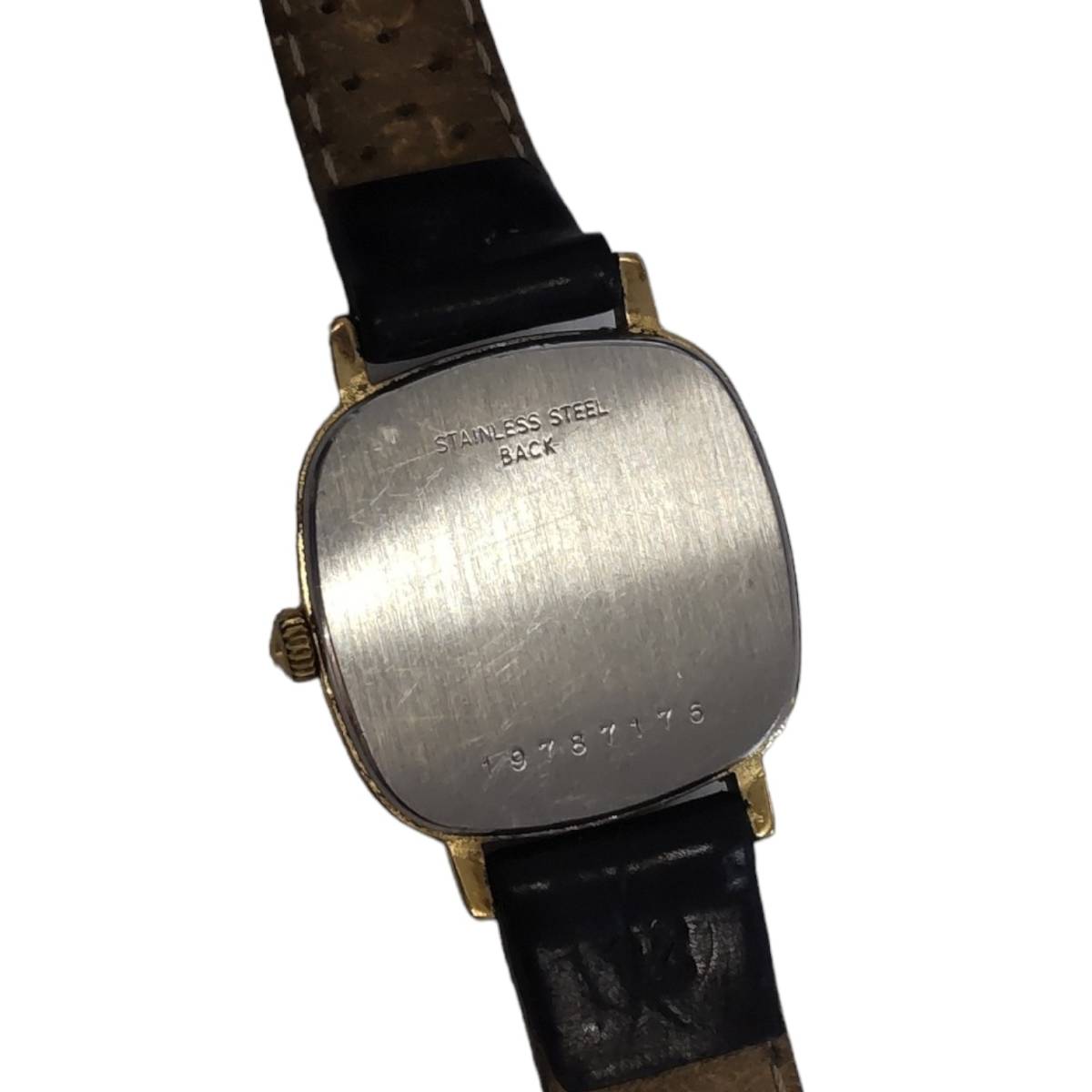 【ジャンク品】LONGINES ロンジン スクエア 文字盤ゴールド クオーツ 黒革ベルト レディース腕時計 本体のみ hiL3336ROの画像4