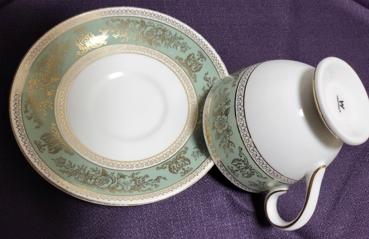 WEDGWOOD　COLUMBIA　SAGE GREEN カップ＆ ソーサ　ティーカップ　 中古品　ウェッジウッド　_画像3