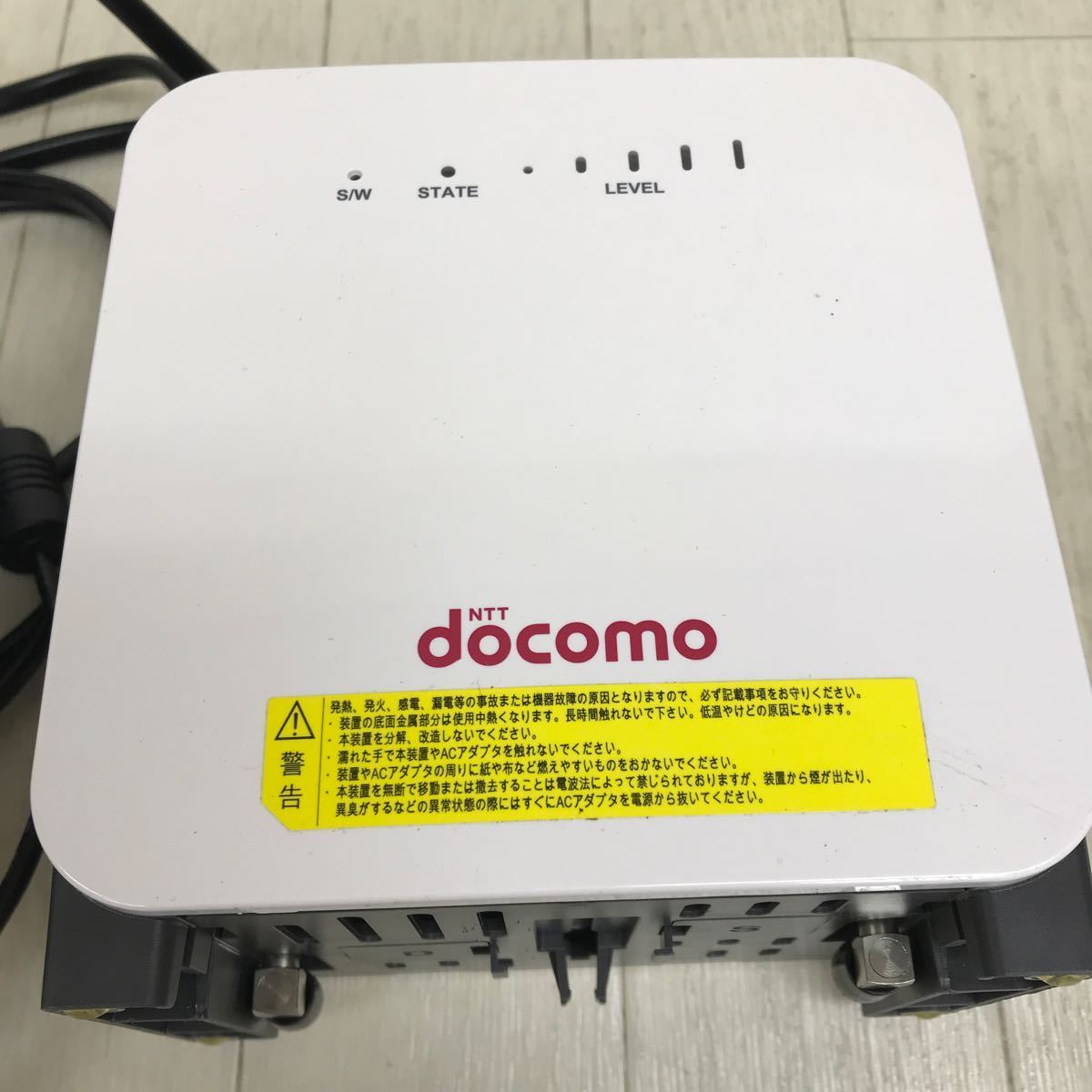 B1686 通電OK NTT docomo ドコモ TB-3033形C レピータ 動作未確認 現状品_画像2