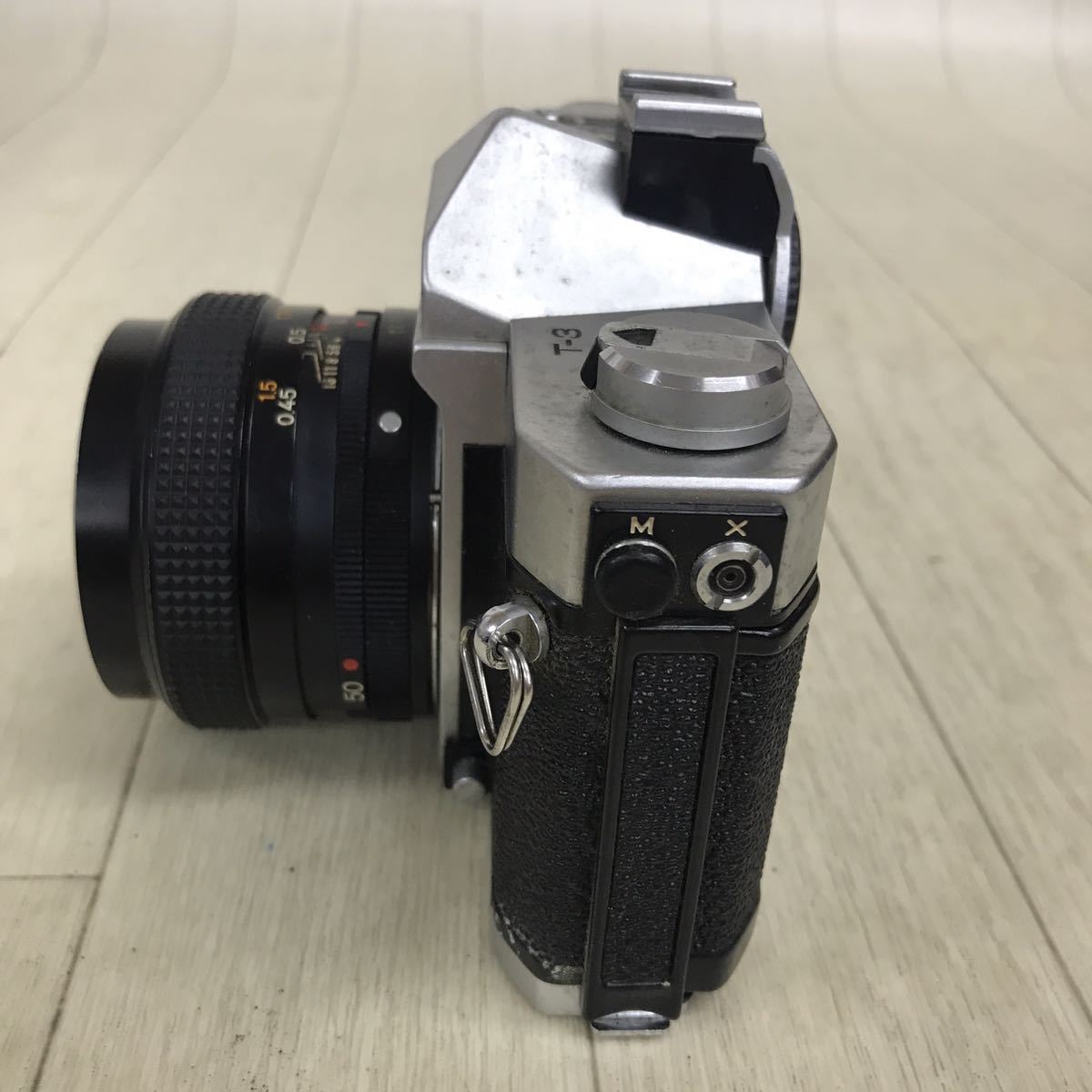 B1696 レア 希少 レトロ KONIKA カメラ コニカAUTOREFLEX T3 レンズ付き HEXANON AR 50mm F1.7 当時物 動作未確認 ジャンク_画像8