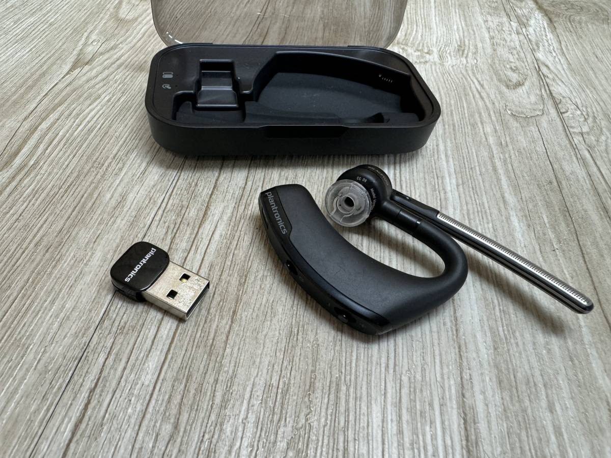 #7806−0523-B @6 PLANTRONICS Bluetooth ワイヤレスヘッドセット Voyager Legend 発送サイズ:60予定の画像2