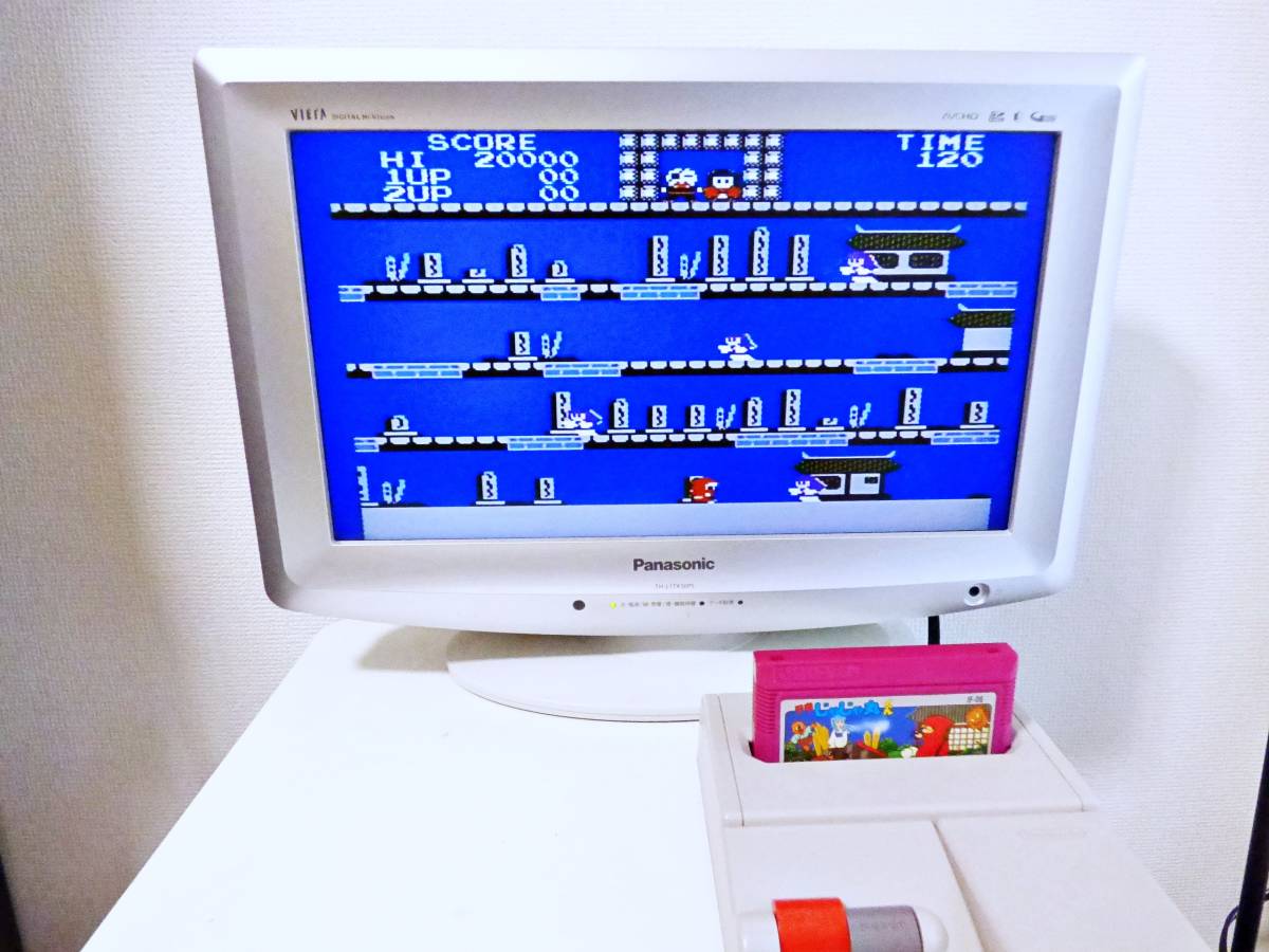 即決 送料無料 任天堂 ニューファミコン本体+アダプタ+ 即決 送料無料 任天堂 ニューファミコン本体+アダプタ+