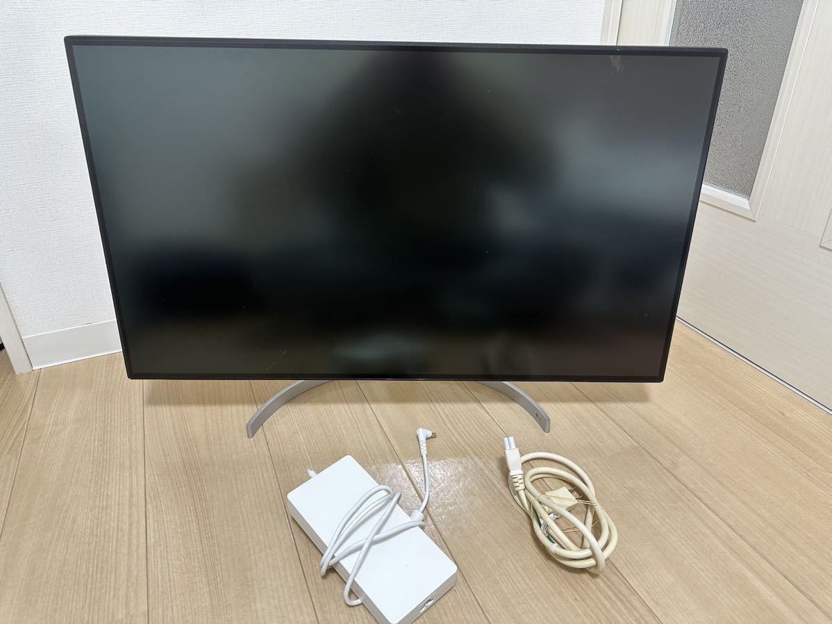 【ジャンク品】31.5インチ ワイド液晶ディスプレイ 32UL950-W _画像1