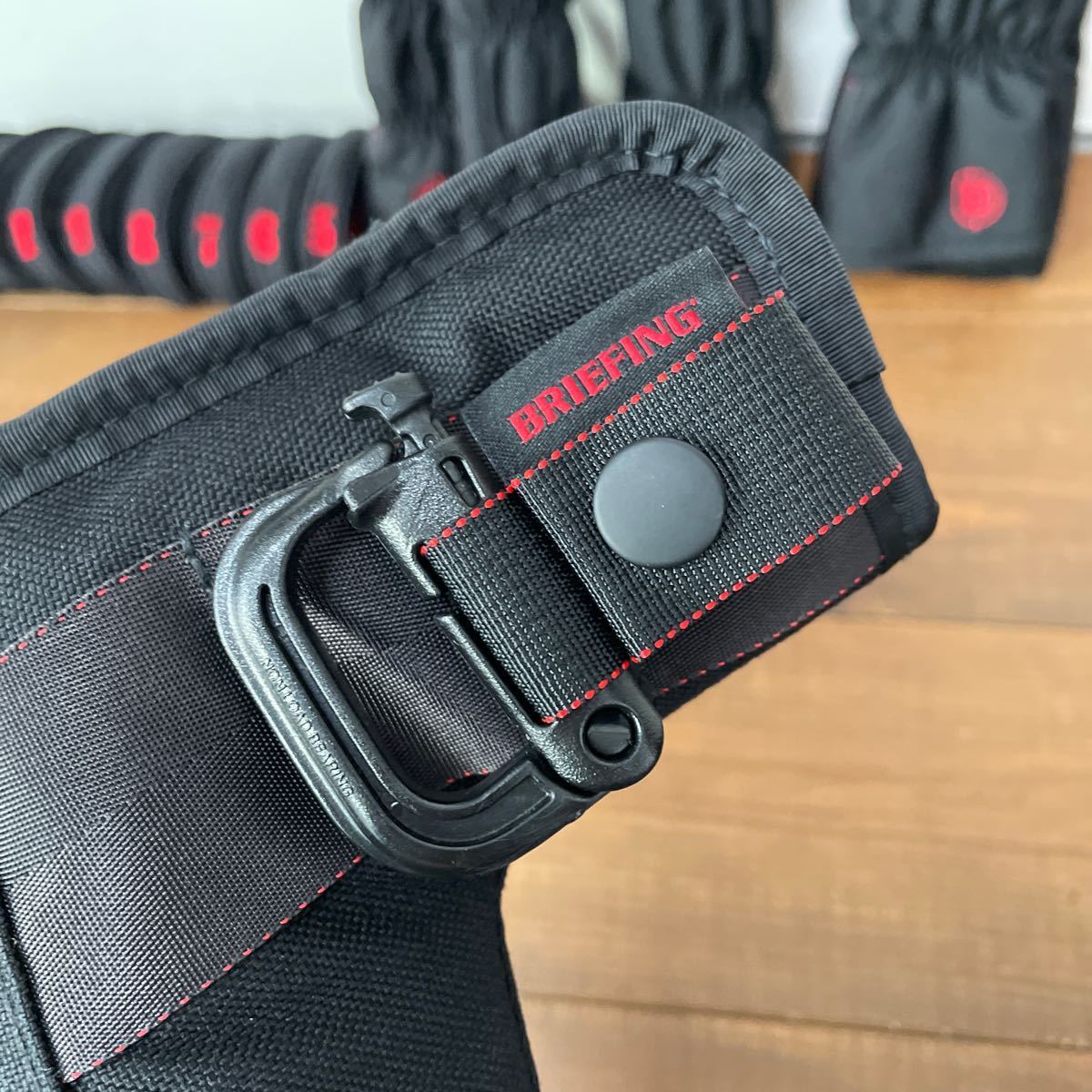 美品 ブリーフィング ヘッドカバー ドライバー FW UT アイアン 美品 ブリーフィング ヘッドカバー ドライバー FW UT アイアン