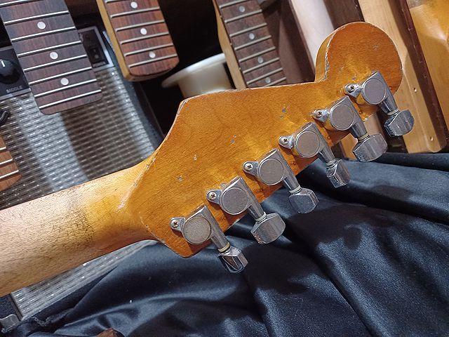 ◎Vintage Reproduction Relic Custom Vintage 3ToneSunburst Stratocaster レリック ＆ エイジド VintageCapa VintageWier◎_画像9