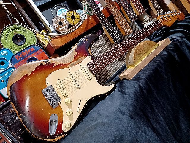 ◎Vintage Reproduction Relic Custom Vintage 3ToneSunburst Stratocaster レリック ＆ エイジド VintageCapa VintageWier◎_画像1