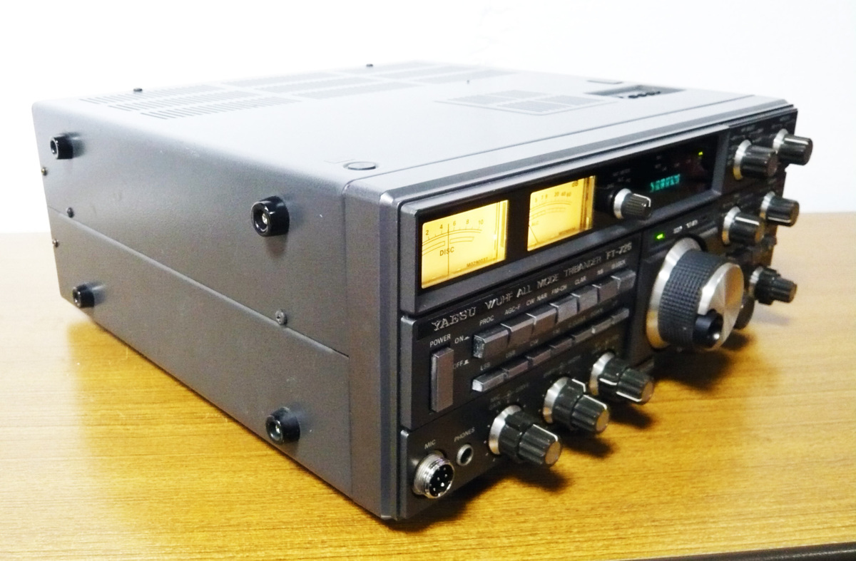 ＹＡＥＳＵ　VHF / UHFの名機「ＦＴ-726」50M,144M, 430MHz帯オールモード（10Ｗ）取説・ACコード、DC用プラグ付き　ジャンク扱い品_画像5