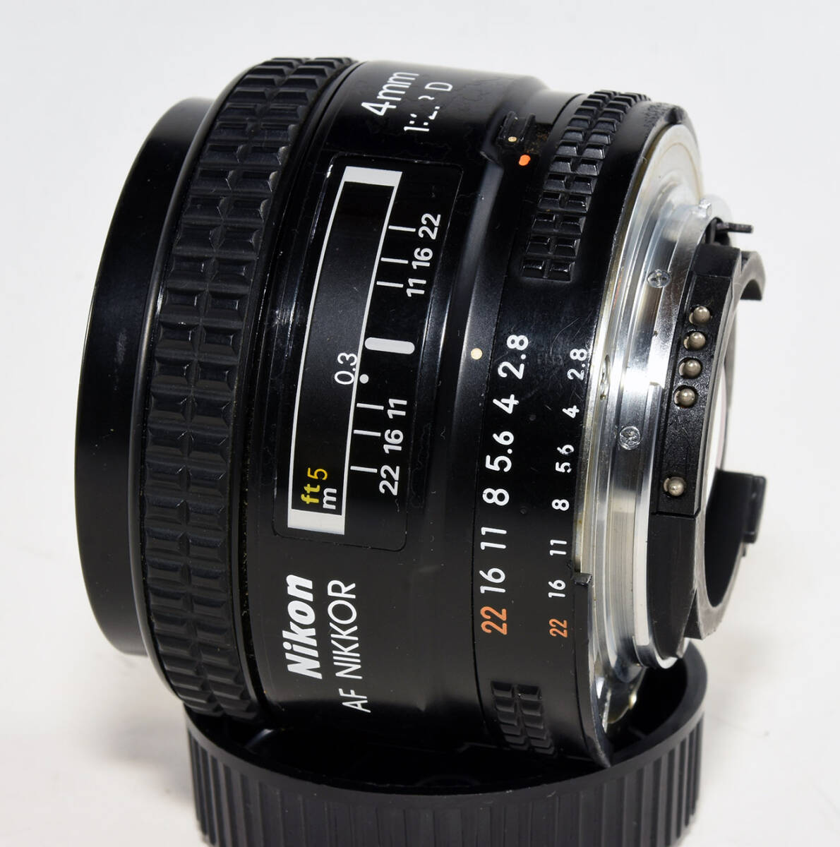 ジャンク　Nikon AF NIKKOR 24mm f2.8D オートフォーカス　動作品　トップレンズにカビあり　デジタルカメラ使用でフルサイズの高級レンズ_画像6