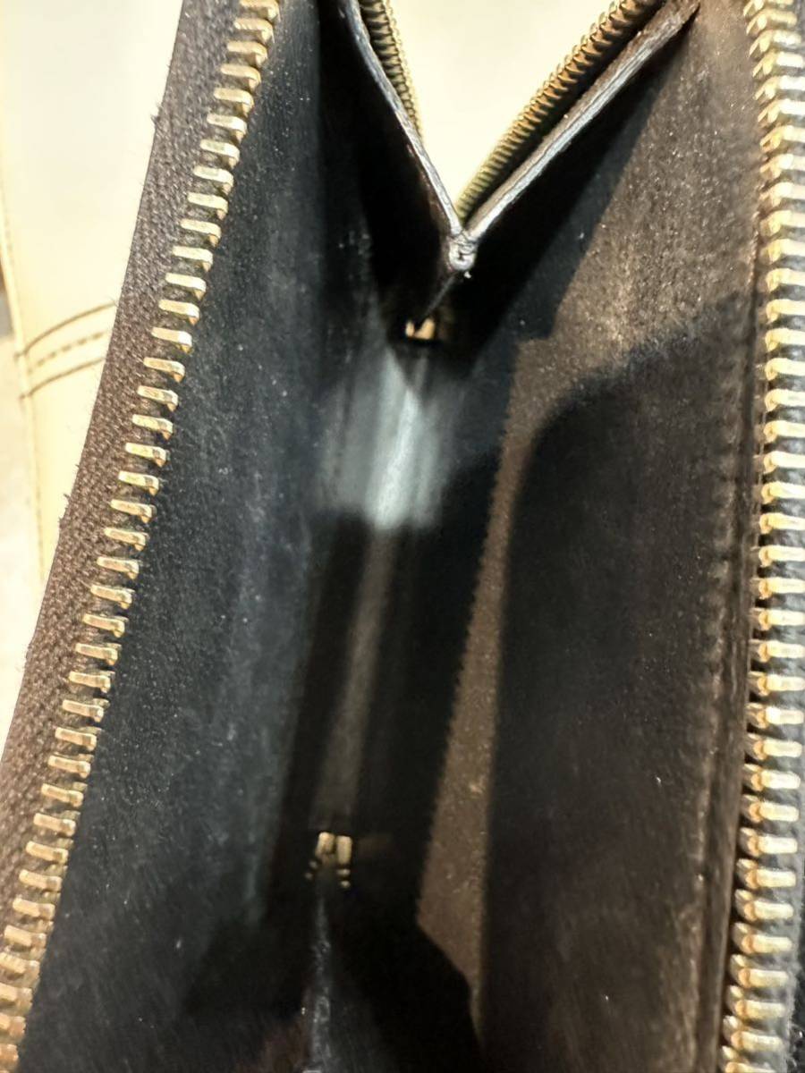 中古　二つ折り財布 SAINT LAURENT ブラック コンパクト　サンローラン ジップウォレット　Vステッチ_画像9