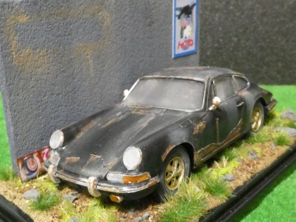 昭和レトロ 1/32 PORSCHE 911S 情景ジオラマ完成品 ケース付_画像3