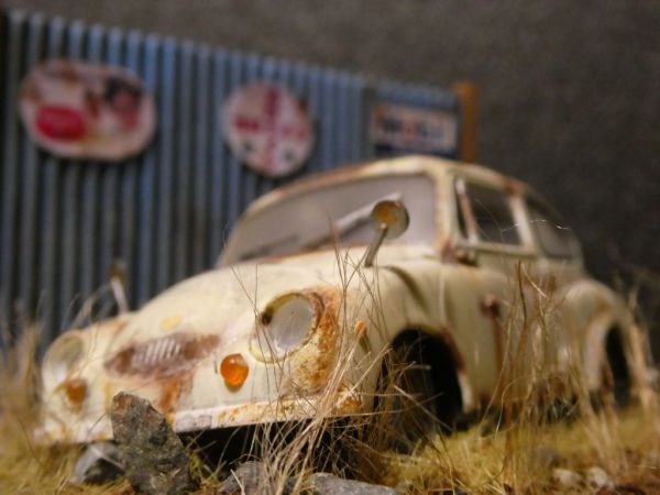 昭和レトロ 1/32 SUBARU 360 情景ジオラマ完成品 ケース付_画像1