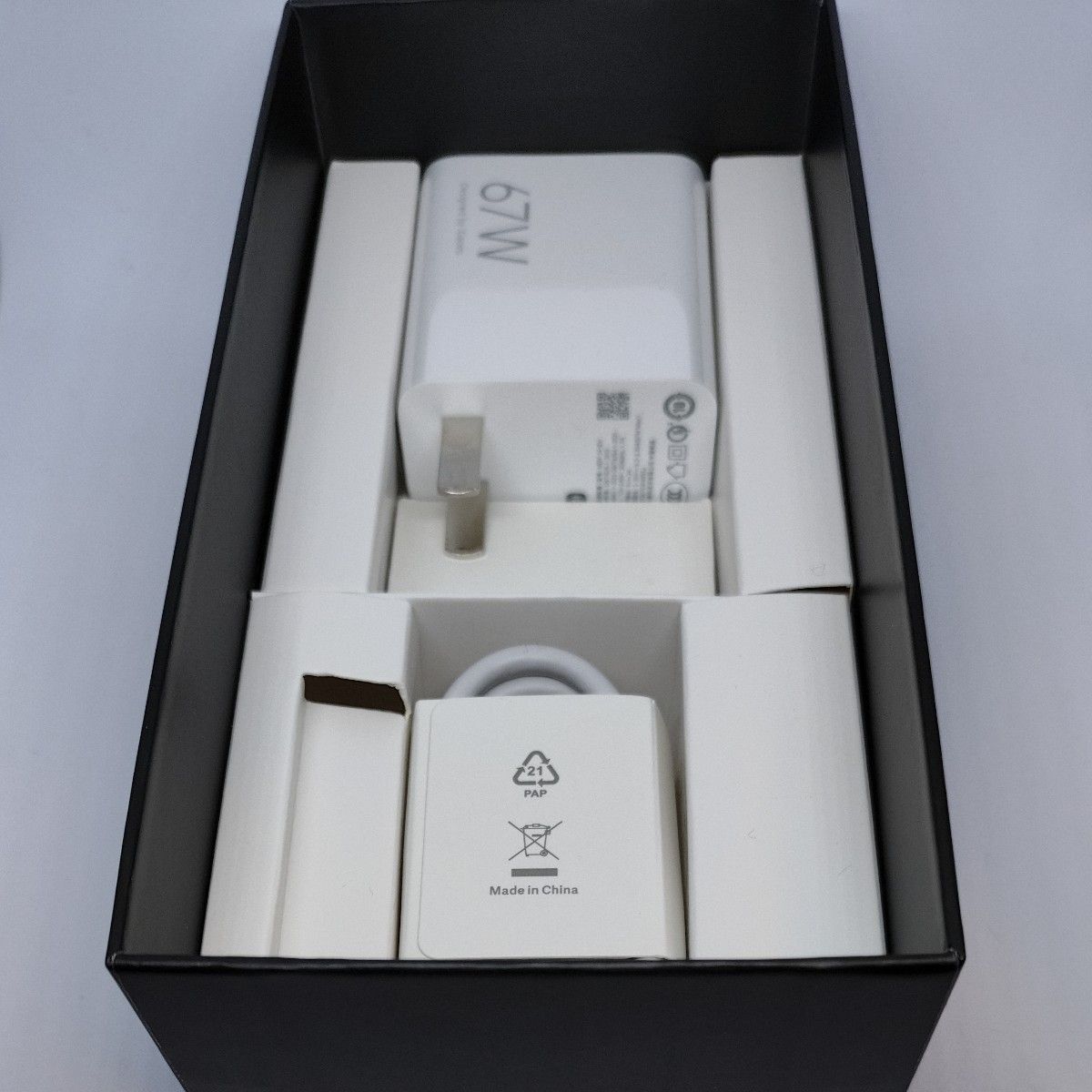 67W 急速充電器 Xiaomi Redmi note 12 turbo 付属の超高速充電器 67W 急速充電器 Xiaomi Redmi note 12 turbo 付属の超高速充電器