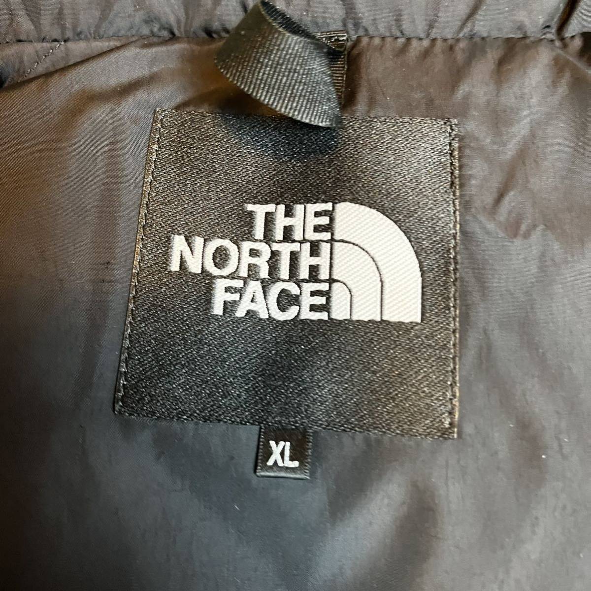 【1円スタート】大きいサイズ　美品　THE NORTH FACE BRAVE JACKET ダウン　フード収納可　メンズ　レディース　アニマル　豹柄　NDW92161_画像6