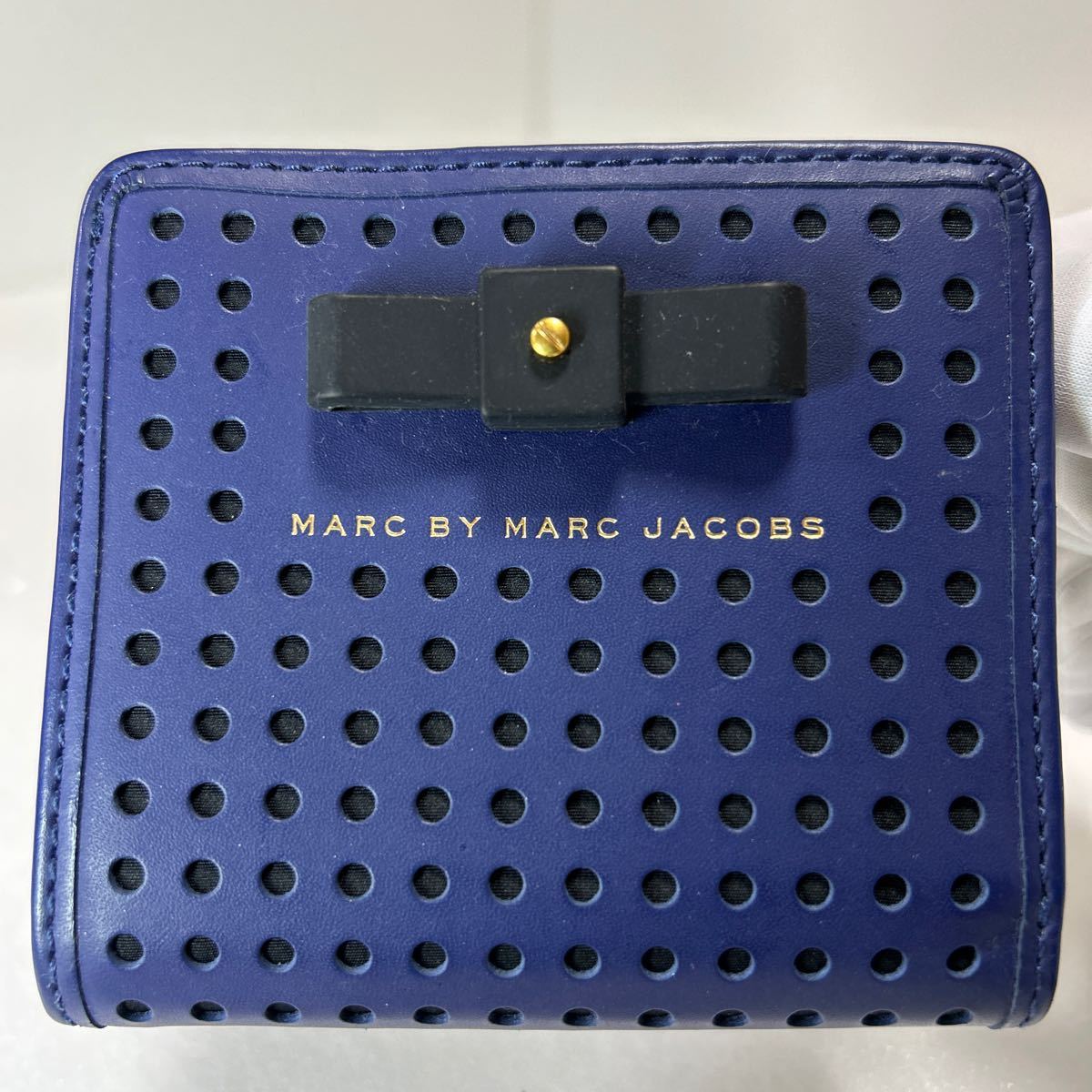 ☆極美品☆ MARC BY MARC JACOB マークバイマークジェイコブス　折り財布　コンパクト　小銭入れ＆定期入れ有　ネイビー 【USED】0208_画像10