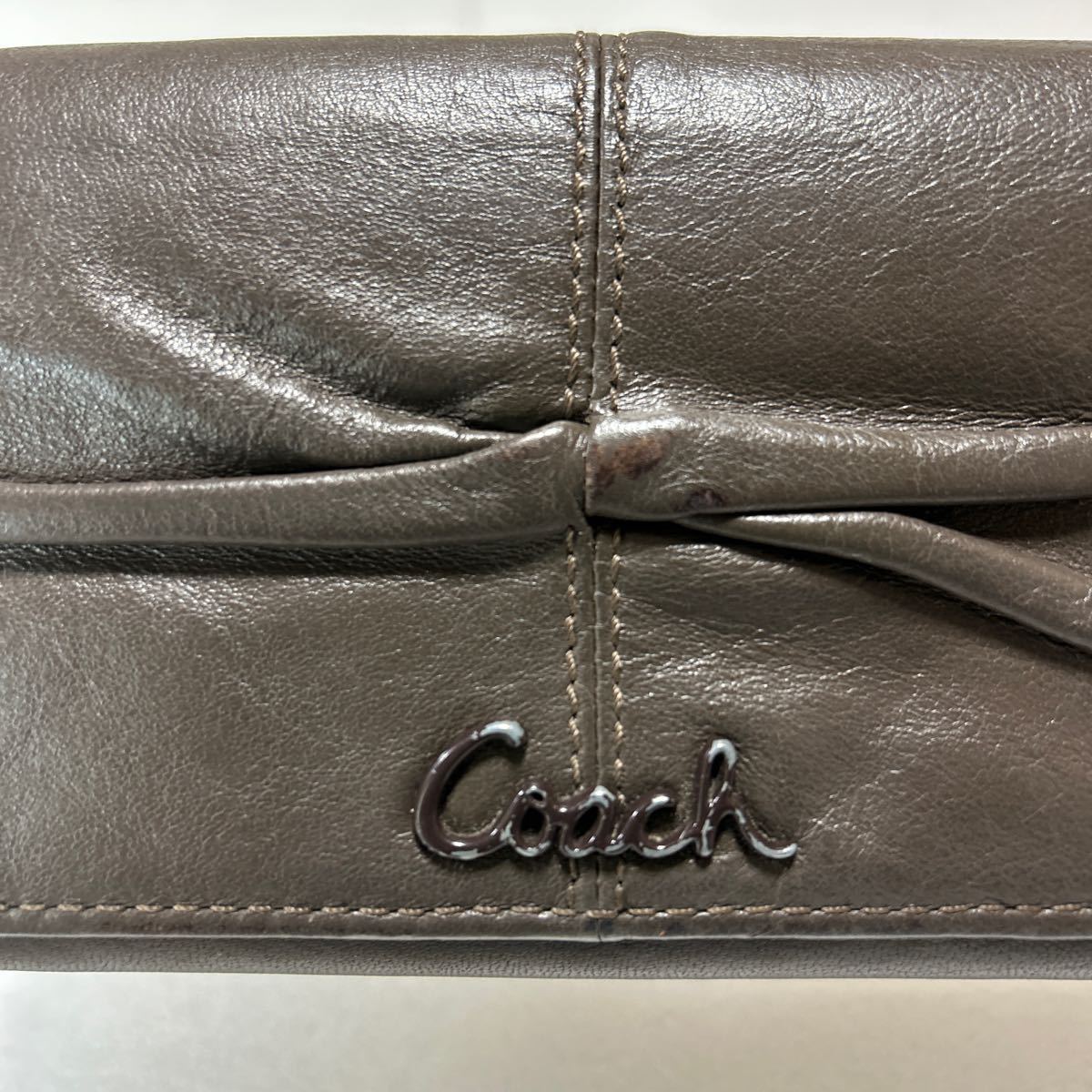 ◆COACH コーチ 財布 2点セット◆　スナップ式　本革　小銭入れ有　ロゴ金具　ゴールド＆チャコール 【USED】0208