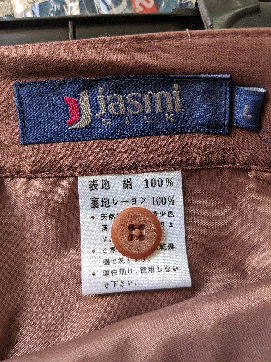 新品！未着用！jasmi ジャスミ　レディースジャケット＆スカート　セットアップ　シルク100％　Lサイズ テーラードジャケット　
