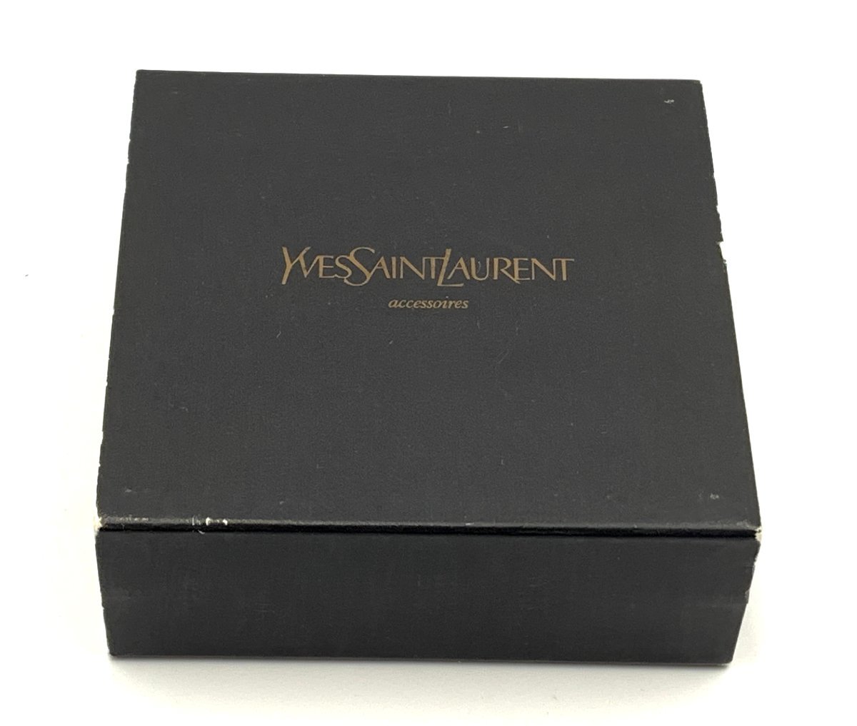 □★【未使用保管品】イヴサンローラン ネクタイピン ゴールド×シルバー YSL ケース付き (S0225)_画像7