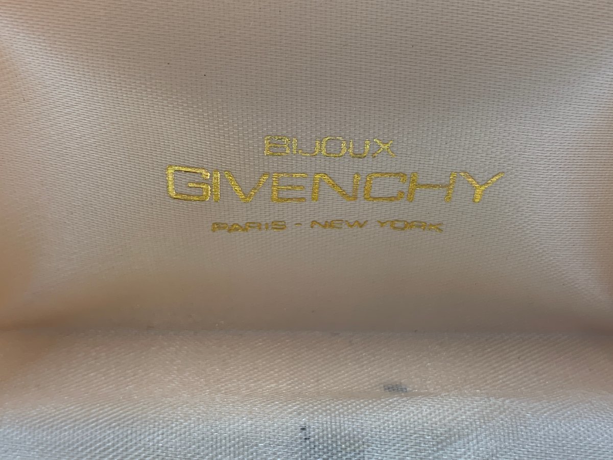 □●GIVENCHY/ジバンシー カフス 中古品 (S0201)_画像4