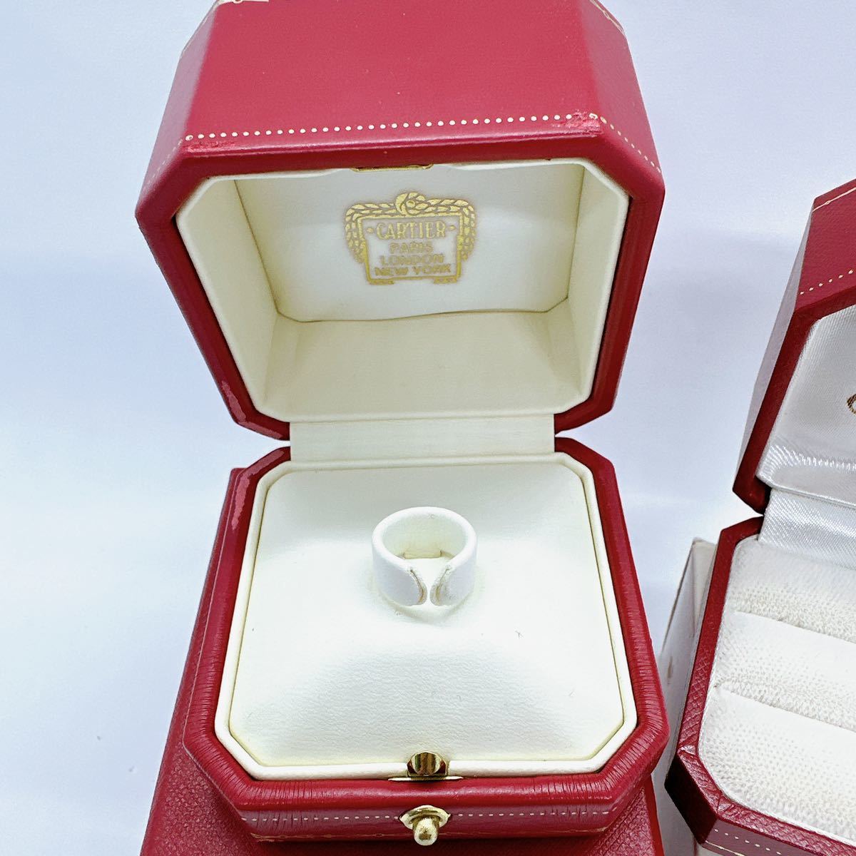 Yahoo!オークション - 02124 カルティエ Cartier 箱 空箱 ケース Yahoo!オークション - 02124 カルティエ Cartier 箱 空箱 ケース