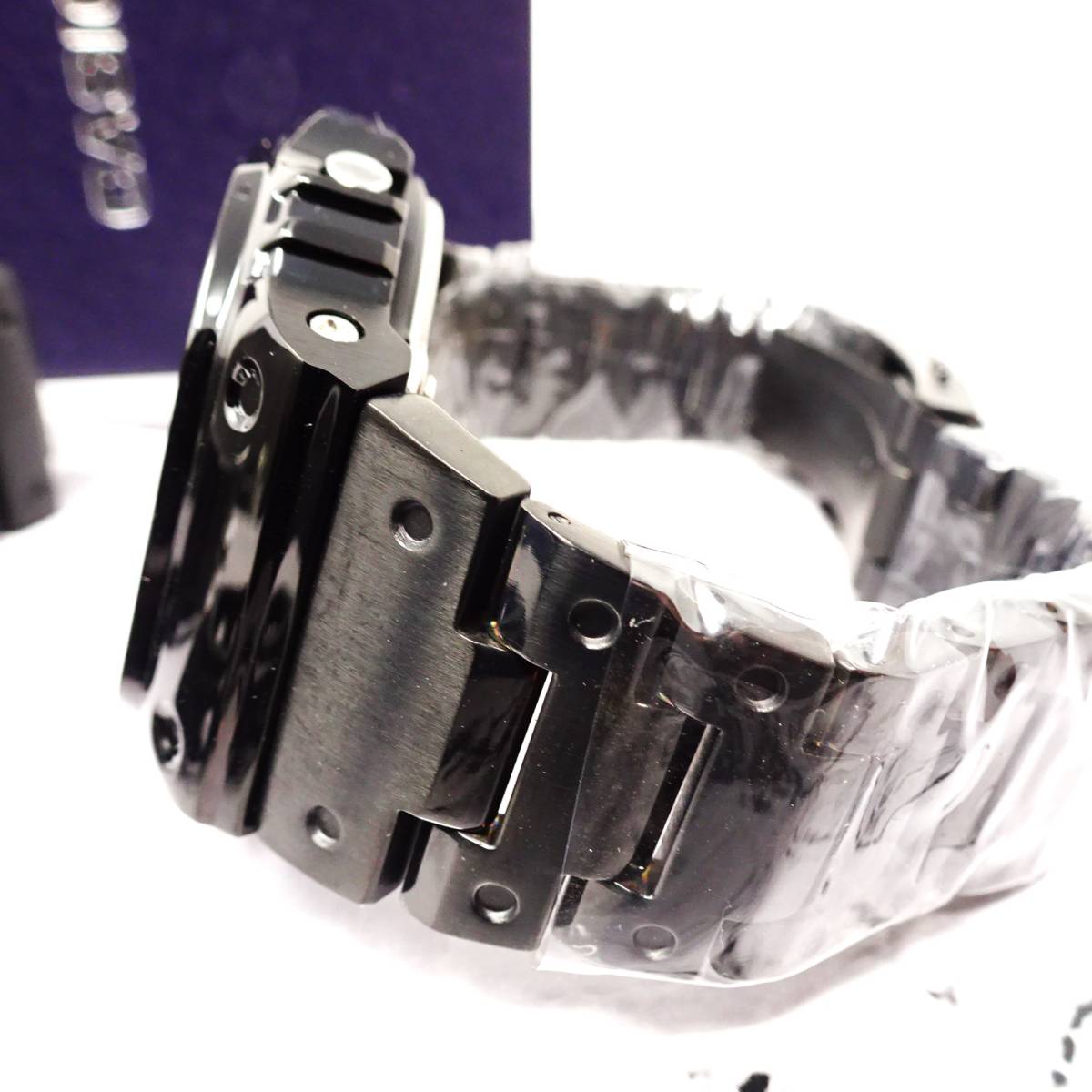 送料無料・新品・Gショックカスタム本体付きDW5600デジタル腕時計フルステンレス製ブラックベゼル＆ベルト・フルメタルモデル_画像7