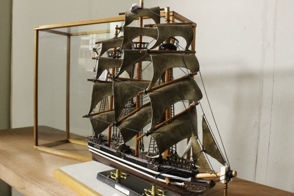 ケース付き！帆船模型！「CUTTY SARK 1869」 カティサーク オブジェ 船 置物 インテリア ディスプレイ ガラスケース 完成品 レトロ_画像6