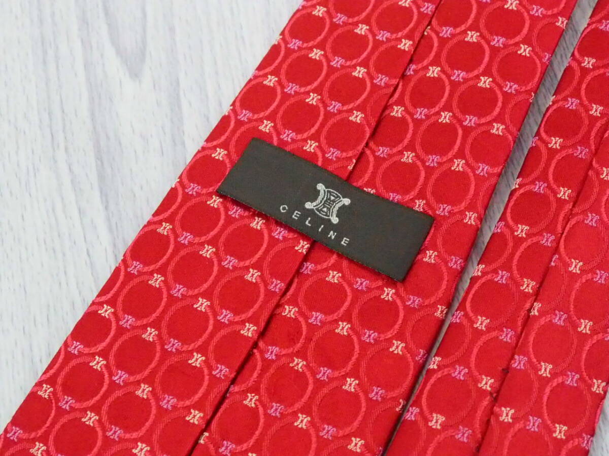 美品 【CELINE セリーヌ】A1454 赤 RED ロゴ イタリア 伊製 SILK ブランド ネクタイ 古着 良品_画像5