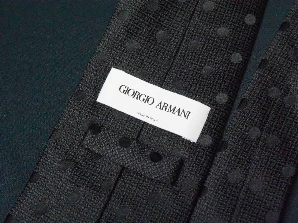 美品 【GIORGIO ARMANI ジョルジオアルマーニ】A1556 黒 ブラック ドット イタリア 伊製 SILK ブランド ネクタイ 古着 良品_画像3