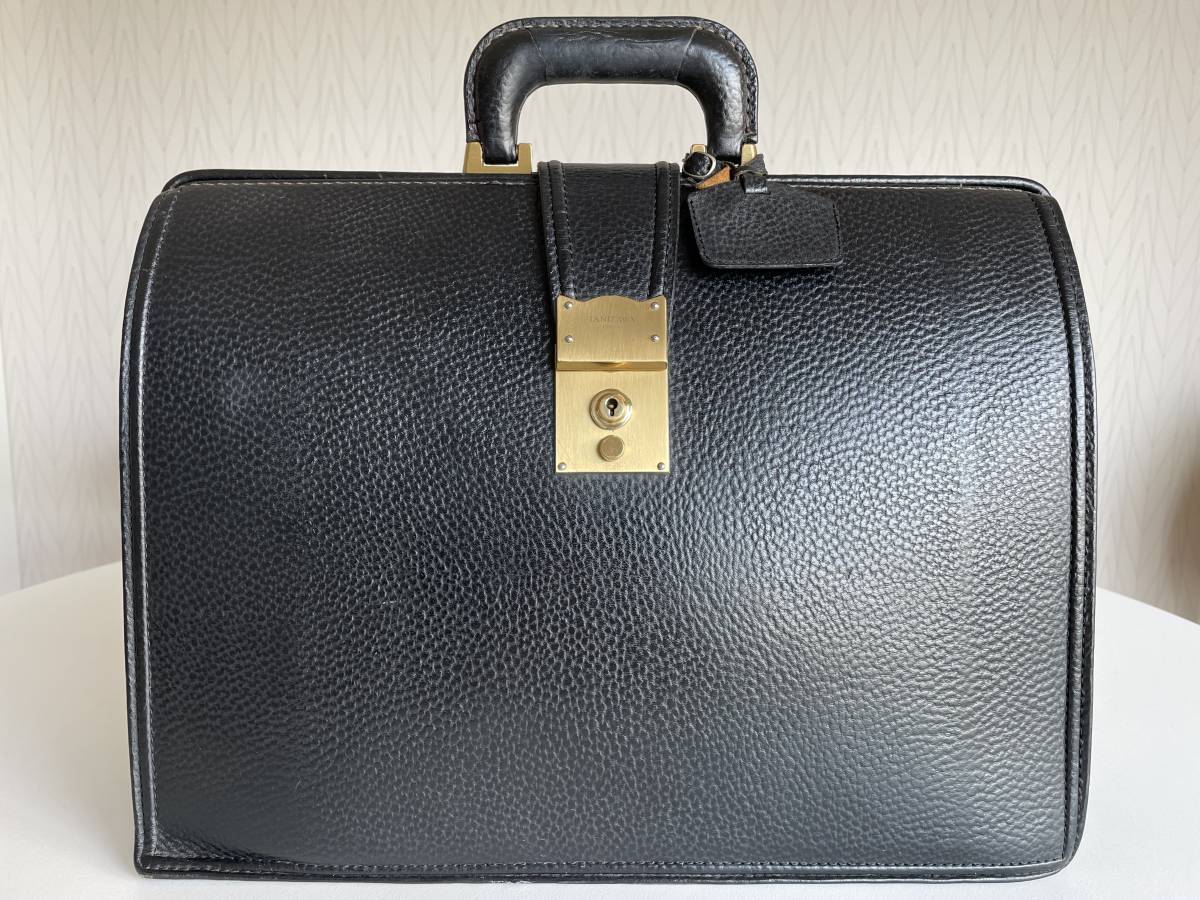最新コレックション TANIZAWA ビジネスバッグ 鍵付き ブラック黒