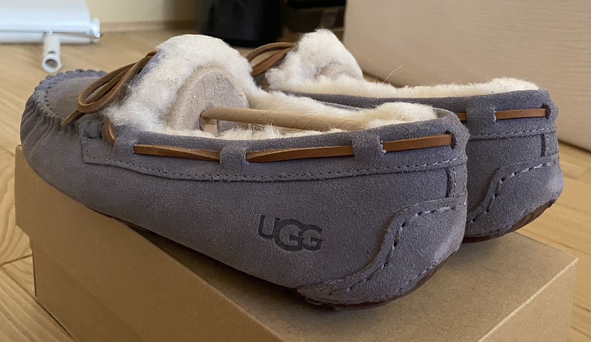 UGG モカシン　スリッポン　24cm 新品　箱付き　未使用品_画像4