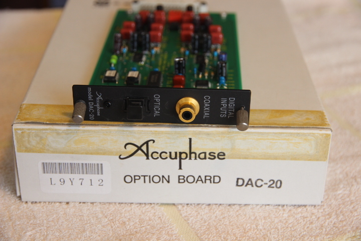 ☆　Accuphaseのオプションボード　DAC-２０　☆_画像3